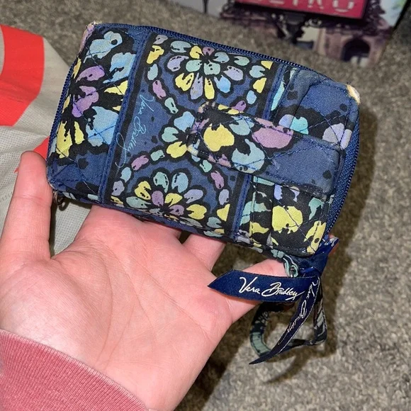 Vera Bradley Mulit function Wallet